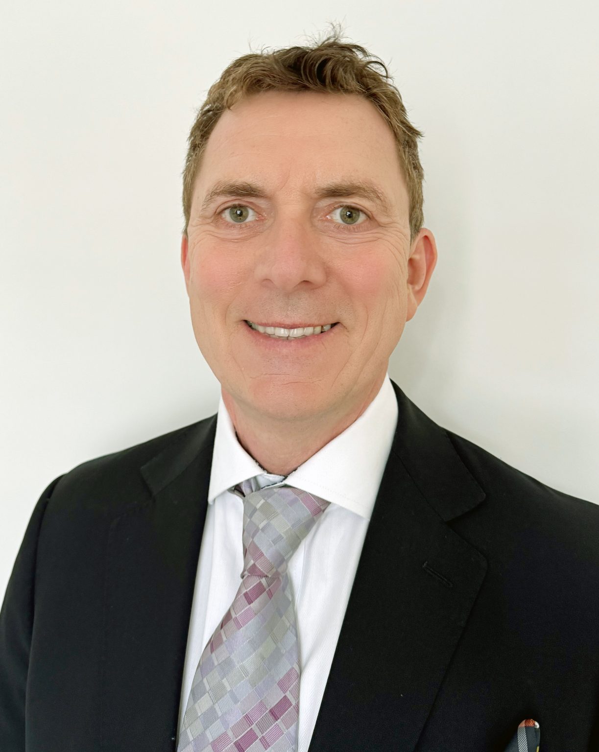 Management Team – Stellae Energy